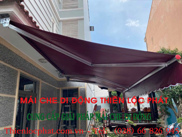 giá mái hiên di động