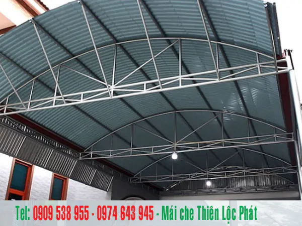 Thi công mái vòm tôn trước nhà: Xây dựng một không gian hoàn hảo 1 mái vòm tôn trước nhà